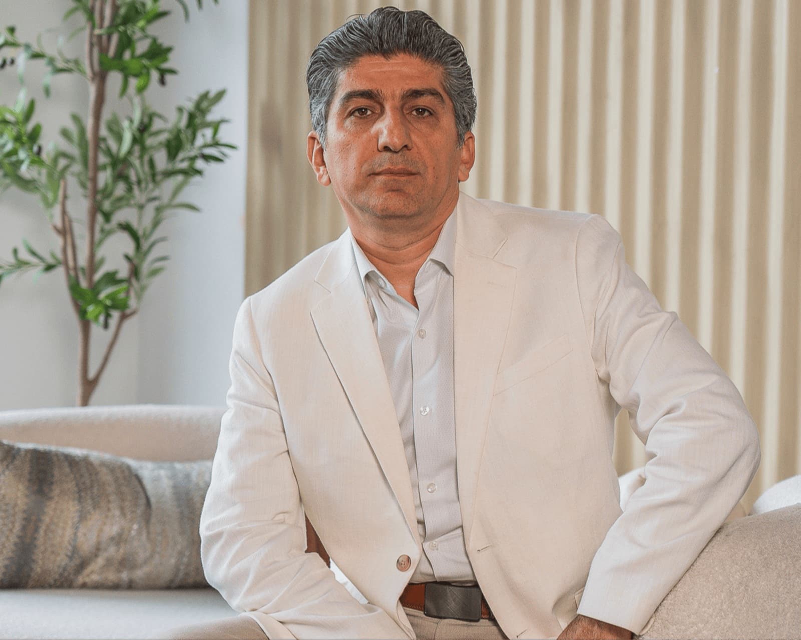 پرتره حرفهای مهدی راد